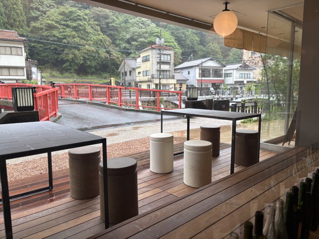 カフェレストランのテラス席