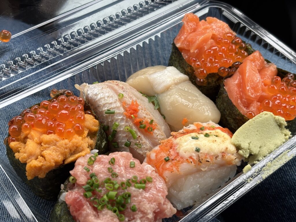 下関勇治水産で購入したお寿司