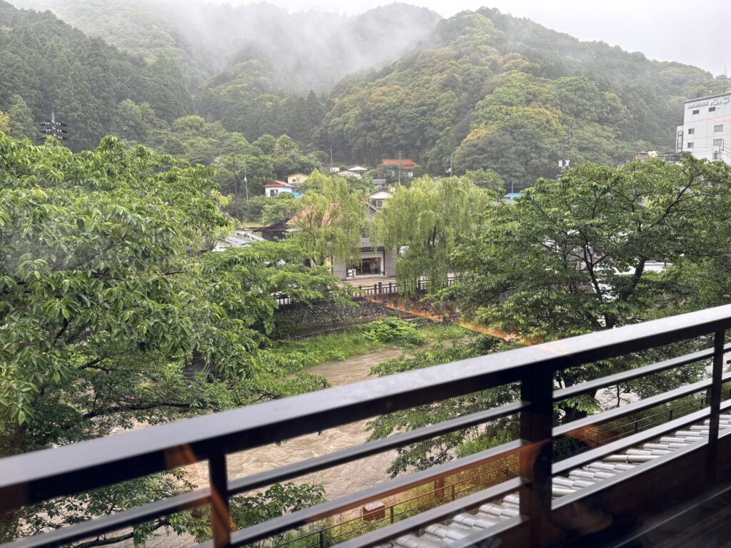 部屋から見える外の景色