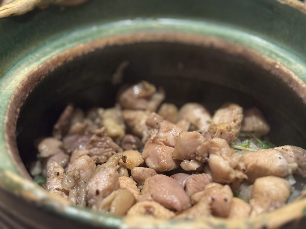 地鶏まぶし(2,590円)のアップ写真