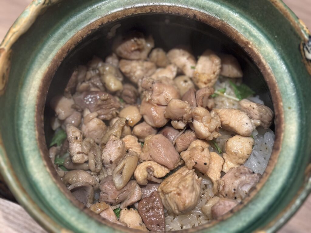 地鶏まぶし(2,590円)の写真