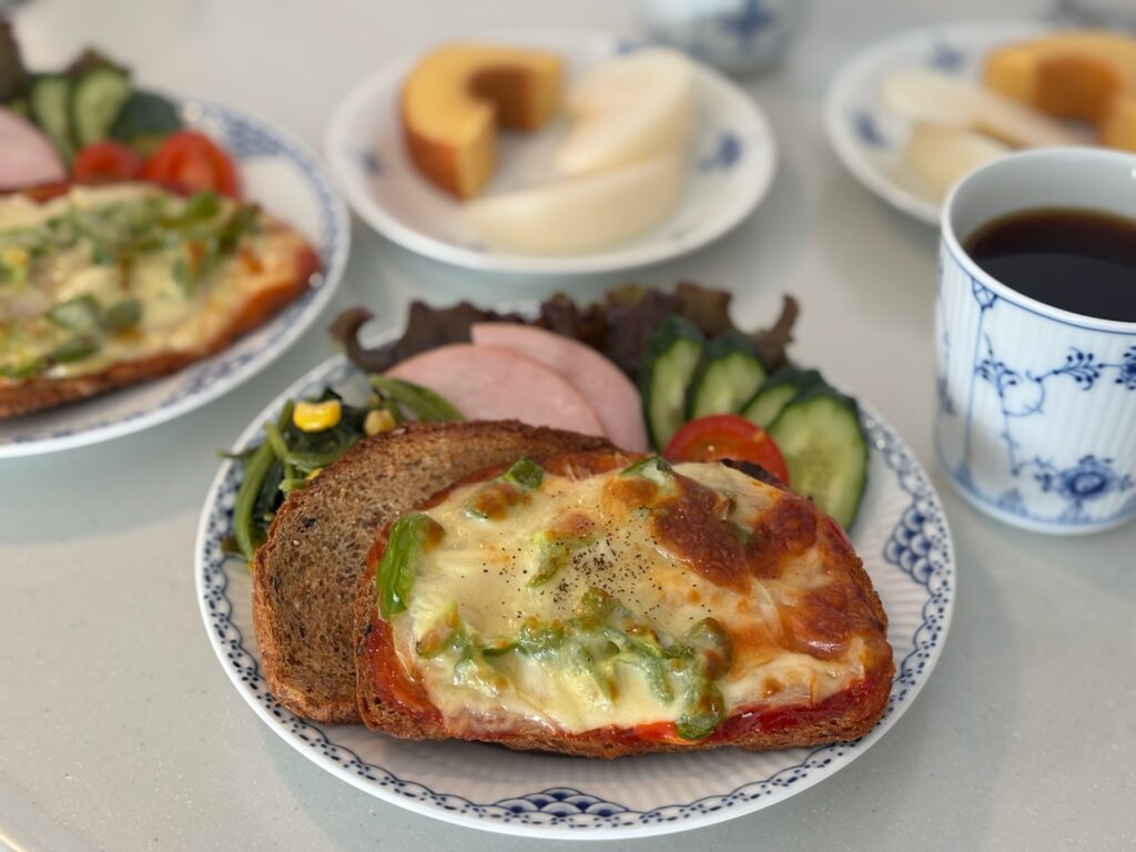 カナディアンベーコンを使った朝食の写真②