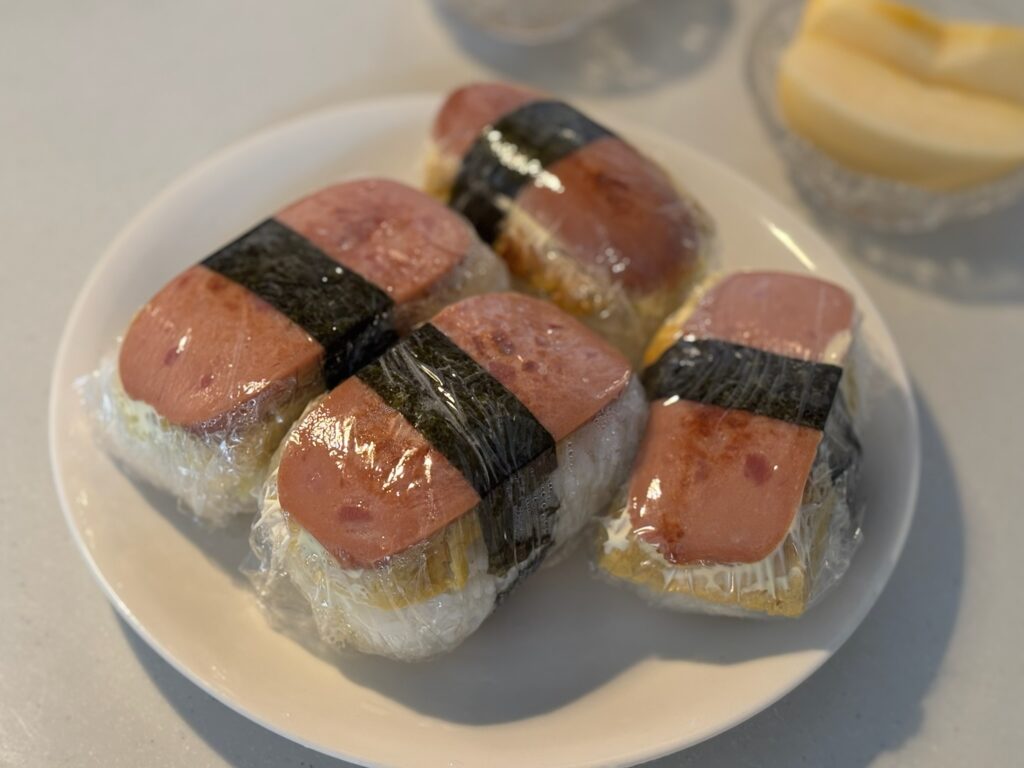 わしたポークで作ったスパムおにぎり風の写真
